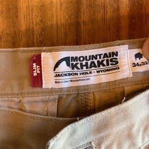 Mountain Khaki’s. 8 pairs of 34x32. Nearly new.
